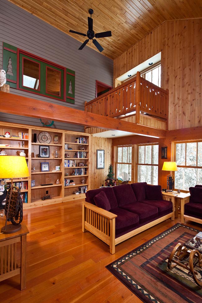 Gorham Ski Shack: A view of the living area and loft